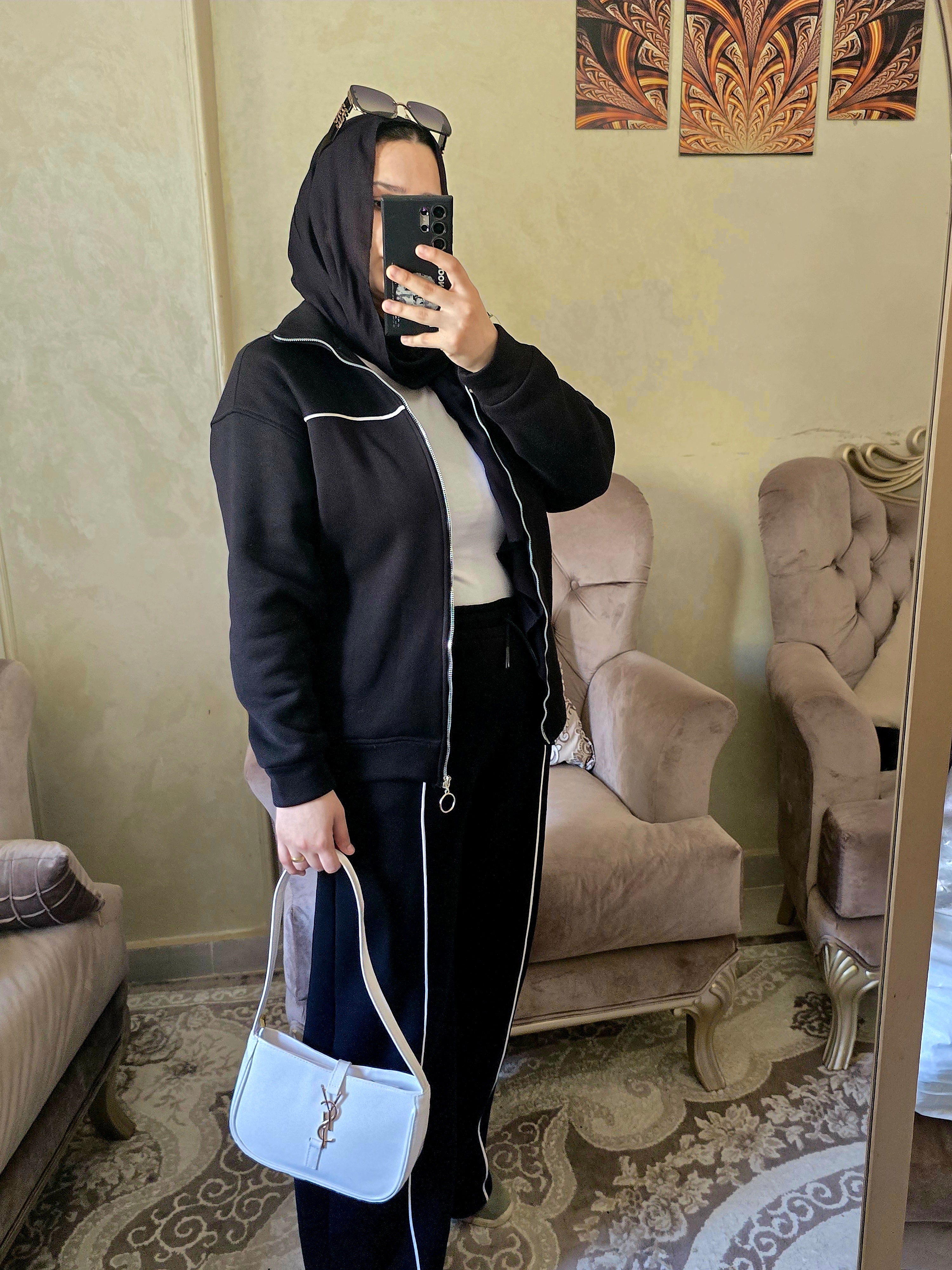 Jamila set